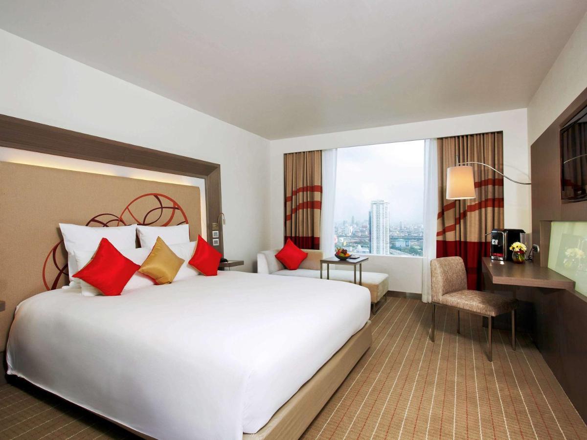 Four Points By Sheraton Bangkok Ploenchit - Formerly Novotel Bangkok Ploenchit Εξωτερικό φωτογραφία