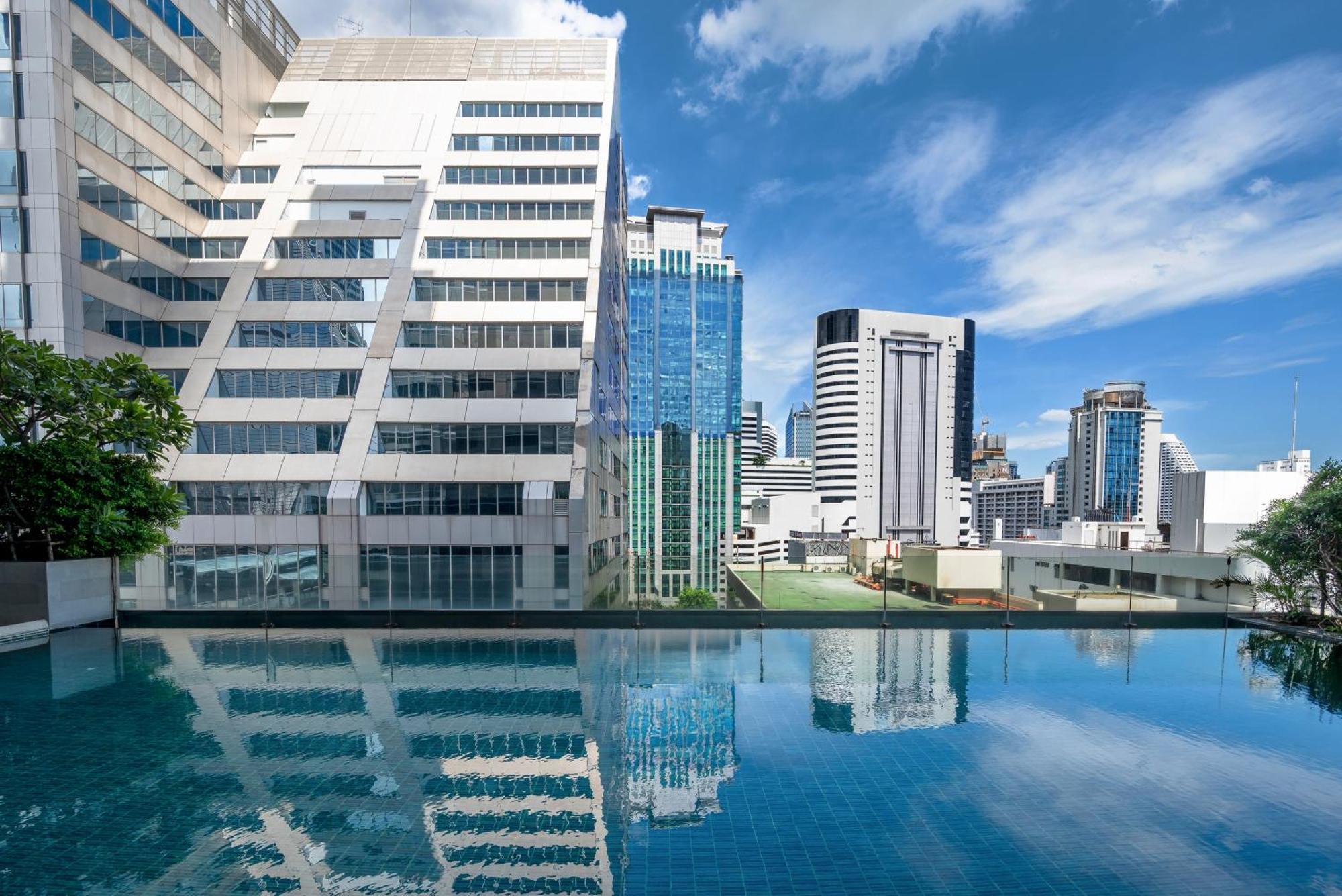 Four Points By Sheraton Bangkok Ploenchit - Formerly Novotel Bangkok Ploenchit Εξωτερικό φωτογραφία